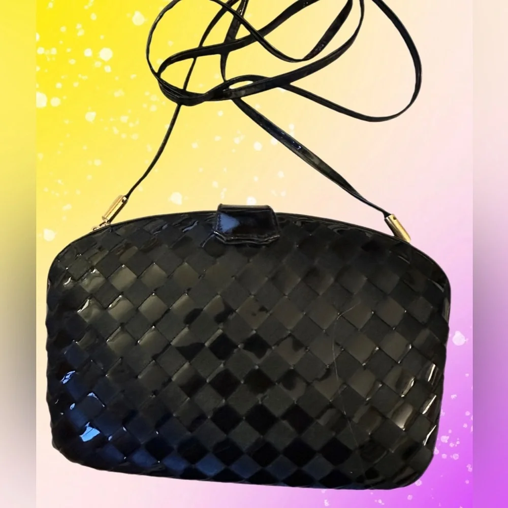 Lisette Vintage Black Woven Leather Hard Case Crossbody/Clutch